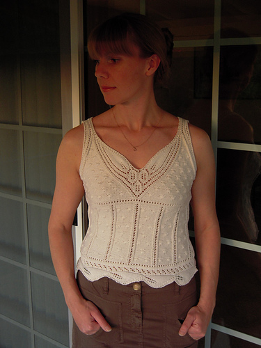 Ravelry: 01 - Top à bretelles pattern by Bergère de France
