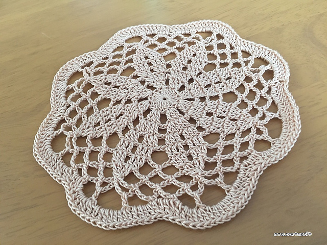 Flower Mini Doily