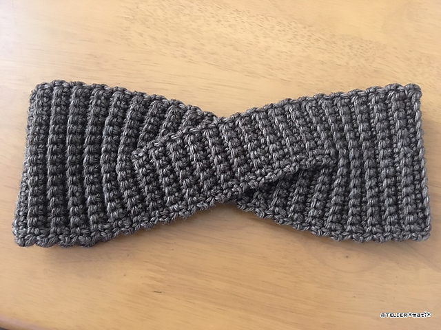 Twist headband