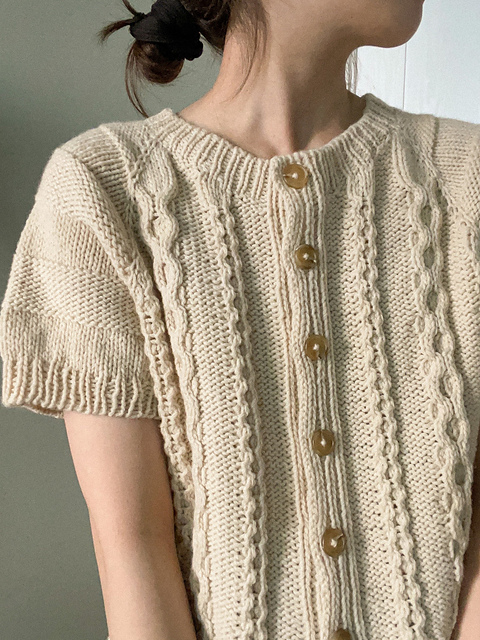 Ravelry: Danji Cardigan pattern by Oona Kim