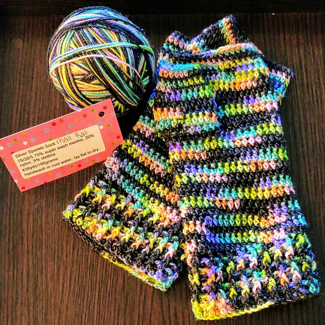 sock yarn fingerless glove