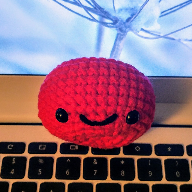 tomato amigurumi