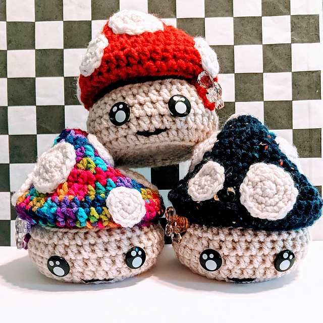 Mushroom Dice Stuffie