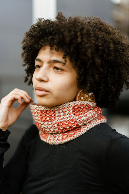 Checkmate Knit Cowl