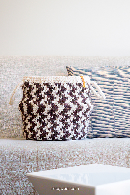 Zig Zag Belly Basket