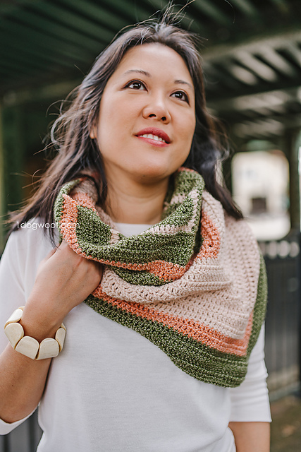 Desert Dunes Cowl