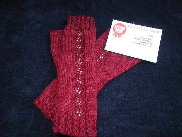 Diamante Mittens