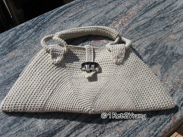 Mezza Luna Purse