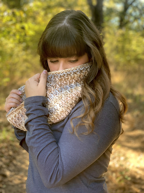 Alpine Stitch Cowl