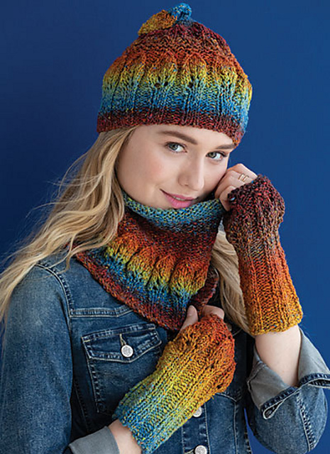 Leaf Pattern Cowl, Hat & Mitts