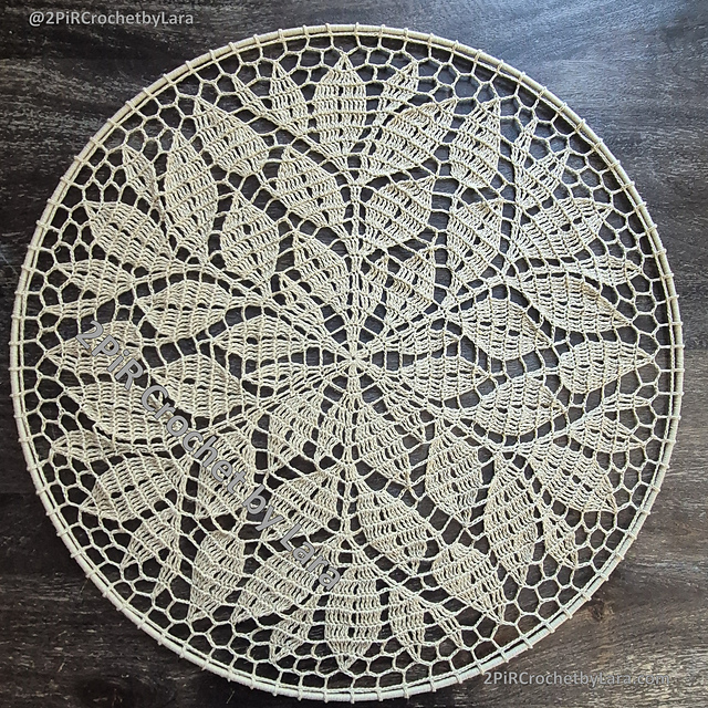 Crochet Mandala Wall Decor “Leafy Vine”