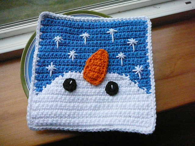 It's Snowing! Crochet Potholder