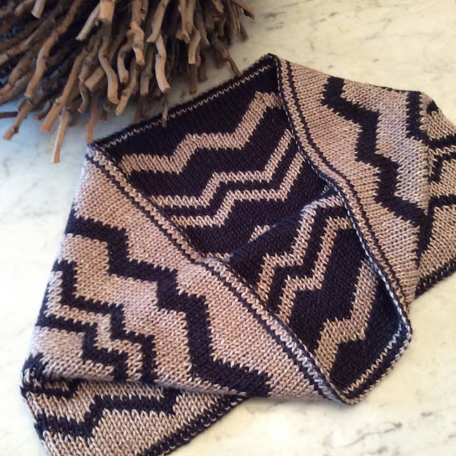 Yonder Hills Cowl
