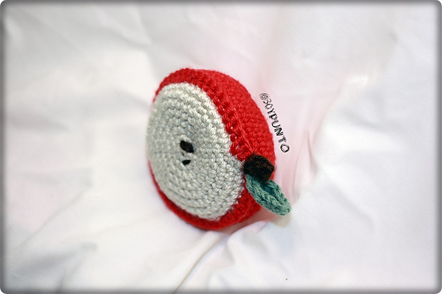 Media Manzana Amigurumi food