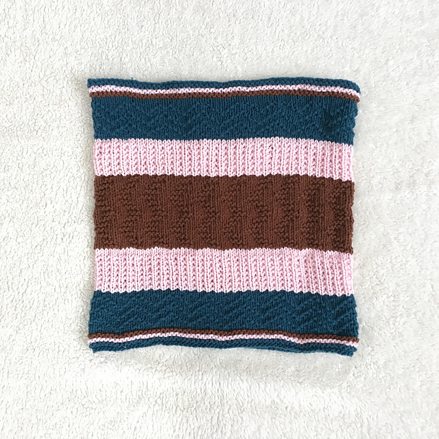 Zigzag Textured Cowl