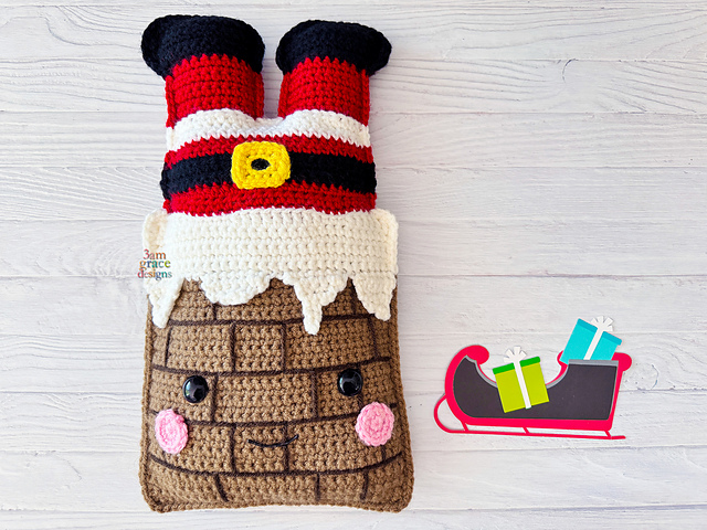 Chimney Santa Kawaii Cuddler®