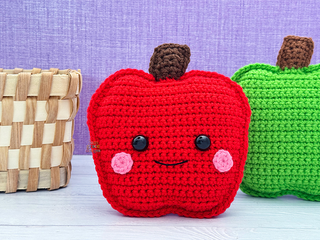 Mini Apple Kawaii Cuddler®