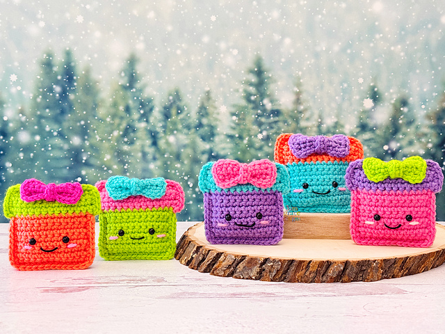 Tiny Present Kawaii Cuddler®