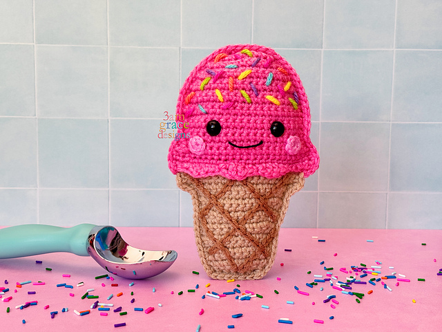 Mini Ice Cream Cone Kawaii Cuddler®