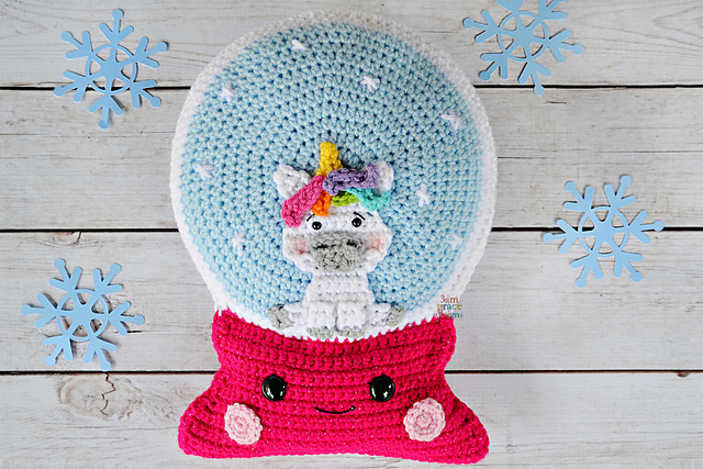 Snow Globe Kawaii Cuddler®