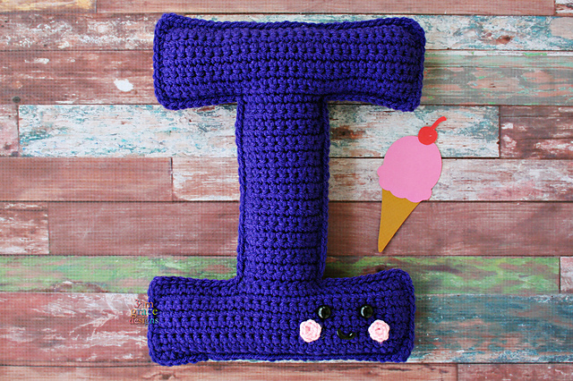 Letter I Alphabet Kawaii Cuddler®