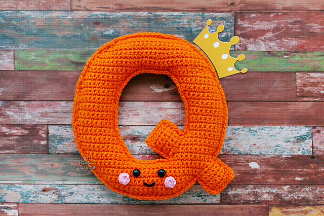 Letter Q Alphabet Kawaii Cuddler®