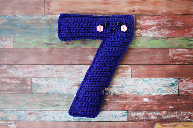 Number 7 Seven Kawaii Cuddler®