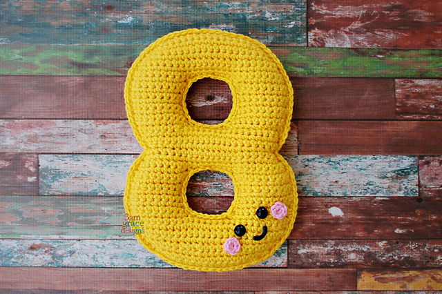 Number 8 Eight Kawaii Cuddler®