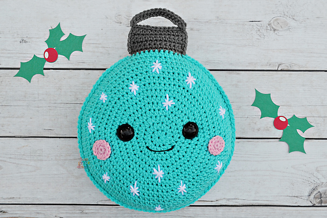 Christmas Ornament Kawaii Cuddler®