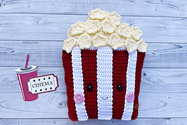 Popcorn Kawaii Cuddler®