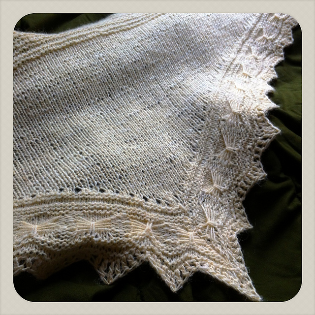 New Triangle Wool Shawl