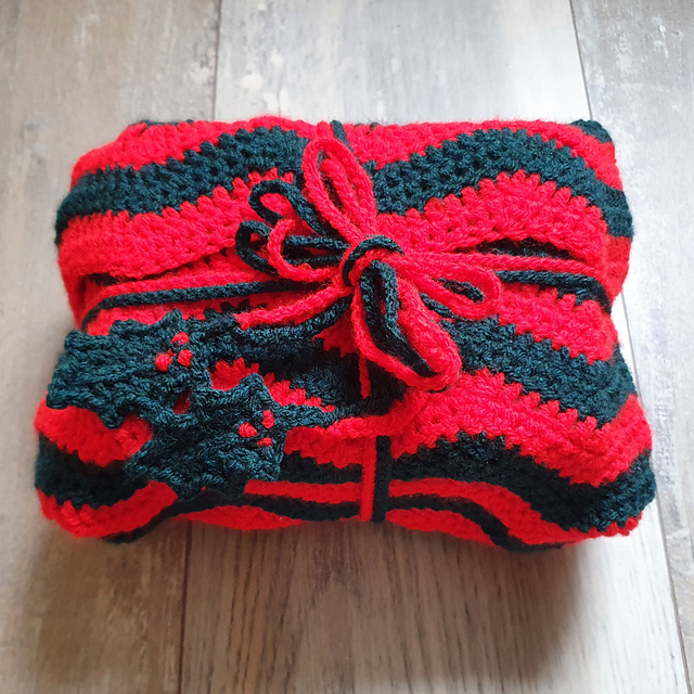 Reusable Christmas Gift Wrap