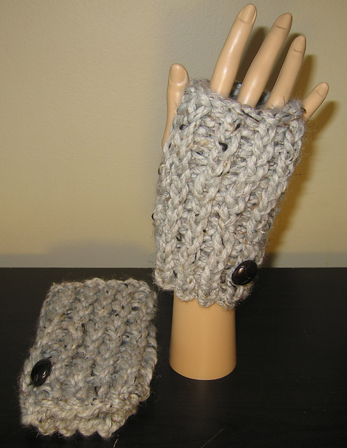 Chunky Fingerless Gloves