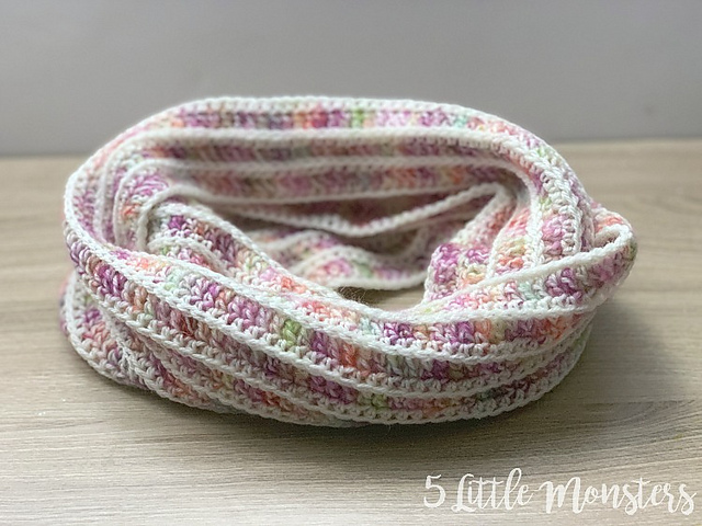 Cincuenta Scarf