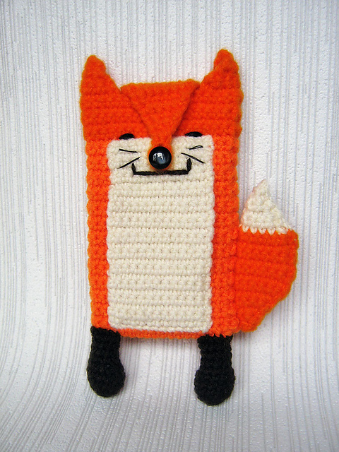 Fox iPhone 5 and 4  cozy