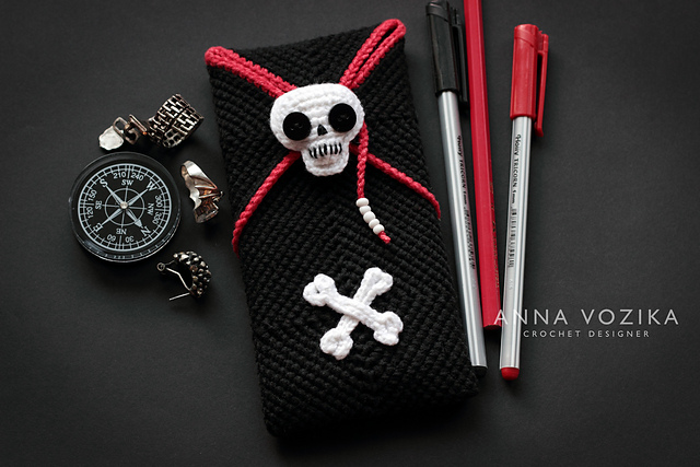 Pirate Skull iPhone Case