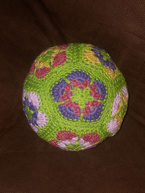 Flower ball baby rattle