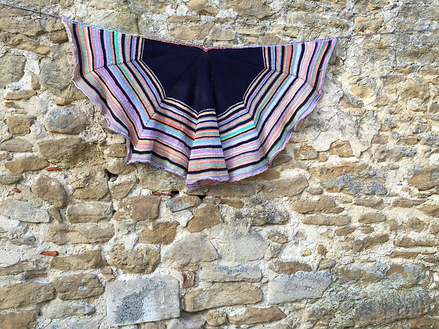 Batshawl rainbow