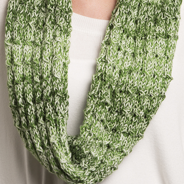 Soiree Holiday Cowl