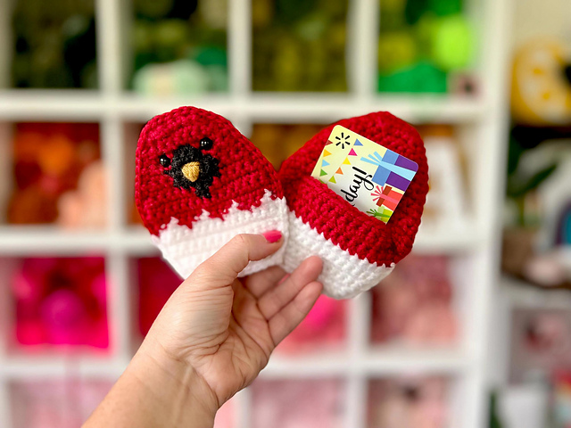 Cardinal Gift Pocket - Gift Card Holder