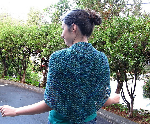 Gladys Heart-shaped Shawl