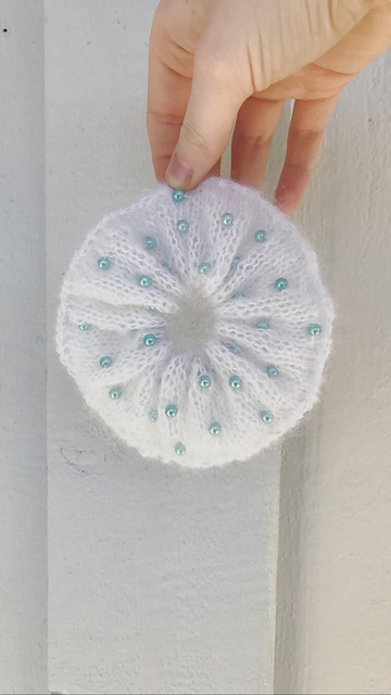Scrunchie med perler