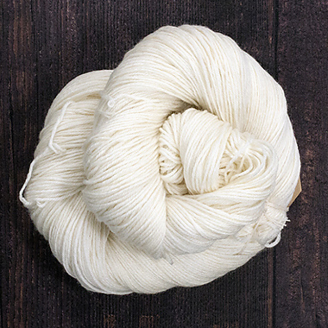 Ravelry: A Hundred Ravens Chinthe