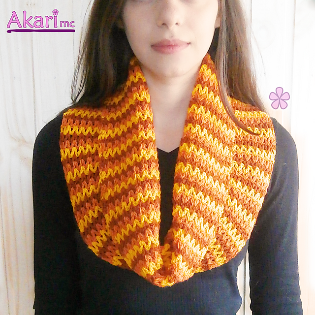 Mini chevron / zig zag ombré scarf _ C17