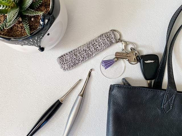 Crossroads Wristlet Strap