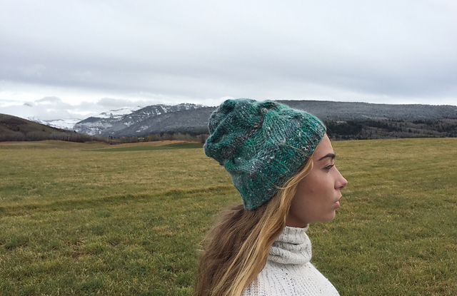 Teewinot Cabled Hat