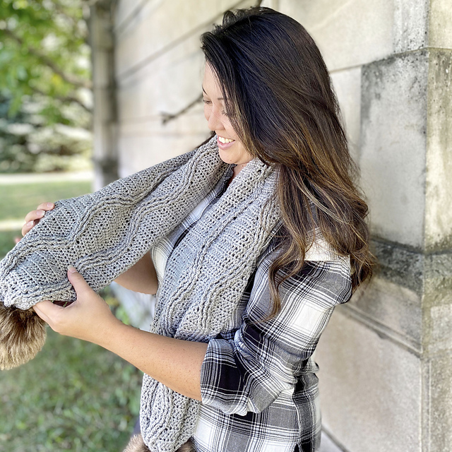 Pineapple Crown Scarf