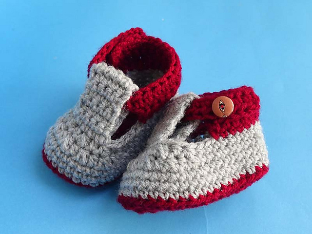 Buckle Baby Booties