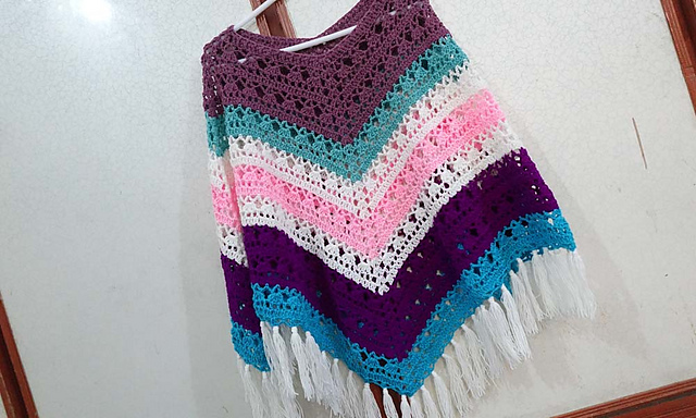 Stunning Poncho shawl
