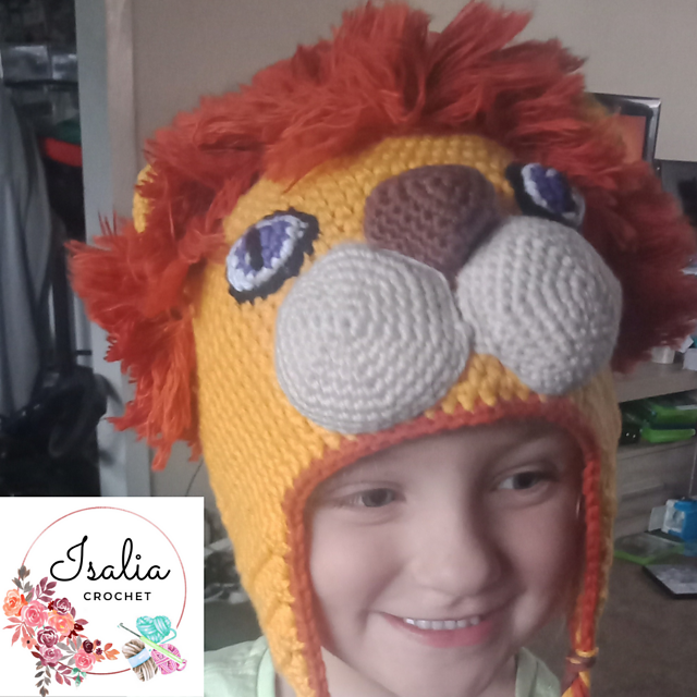 A-ROAR-ABLE Lion Hat